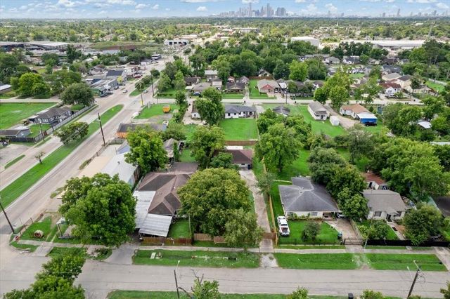 740 Westford Street, Houston, TX 77022