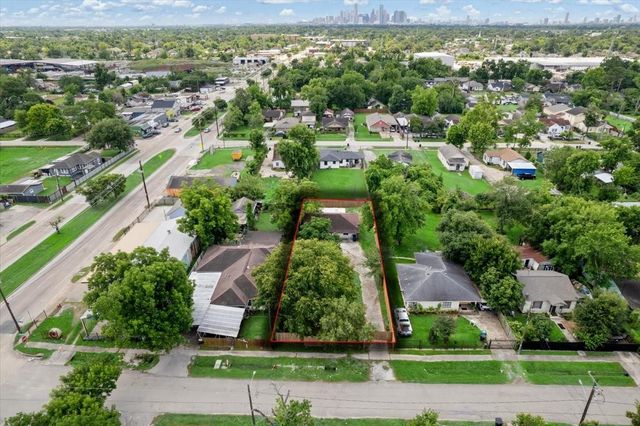 740 Westford Street, Houston, TX 77022