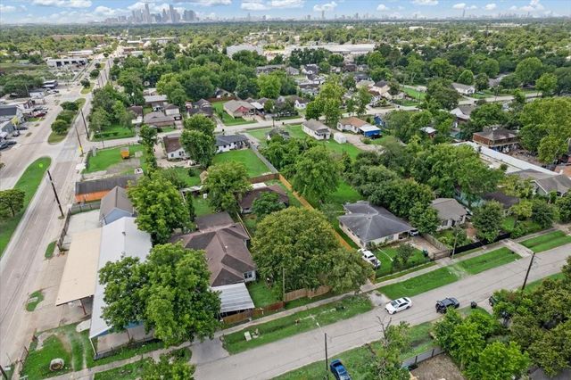 740 Westford Street, Houston, TX 77022
