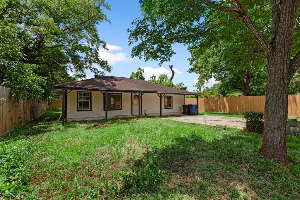 740 Westford Street, Houston, TX 77022
