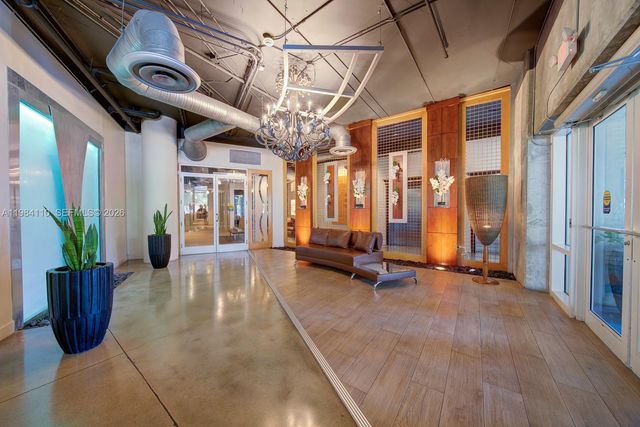 10 SW South River Dr 708, Miami, FL 33130