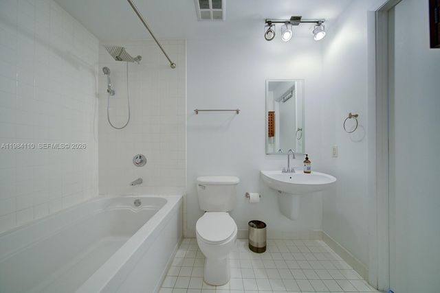 10 SW South River Dr 708, Miami, FL 33130