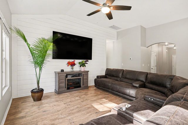 721 Devon Estate Ave., Myrtle Beach, SC 29588