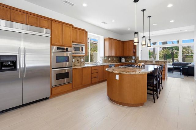 51493 Marbella Court, La Quinta, CA 92253