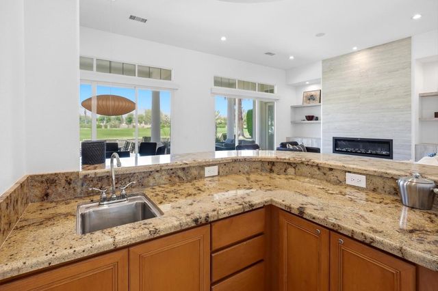 51493 Marbella Court, La Quinta, CA 92253
