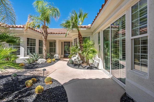 51493 Marbella Court, La Quinta, CA 92253