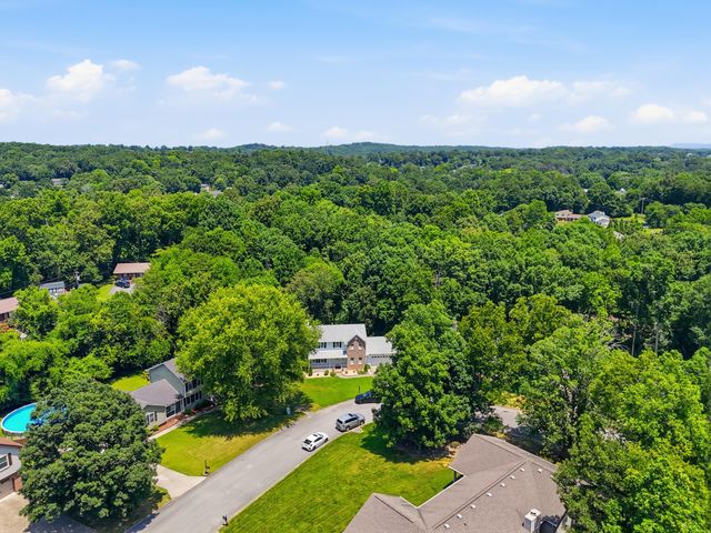 1015 Wedgewood Drive, Chattanooga, TN 37421