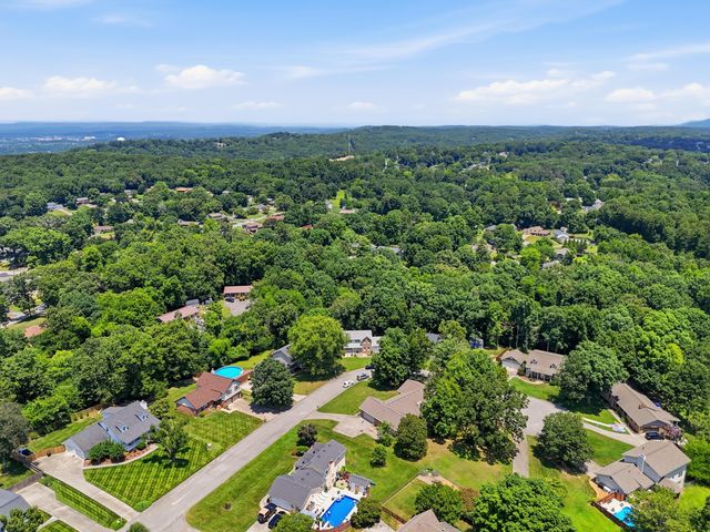 1015 Wedgewood Drive, Chattanooga, TN 37421
