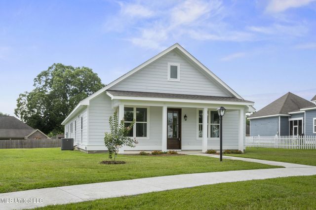 410 Legacy Boulevard, Hattiesburg, MS 39402