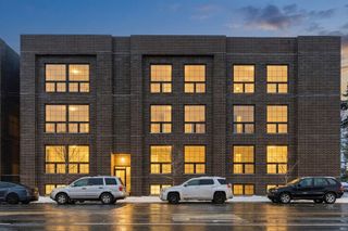 5830 N Lincoln Avenue 2E, Chicago, IL 60659