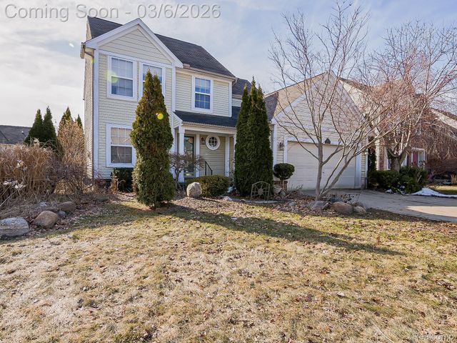 729 W Margaret Lane, Pontiac, MI 48341