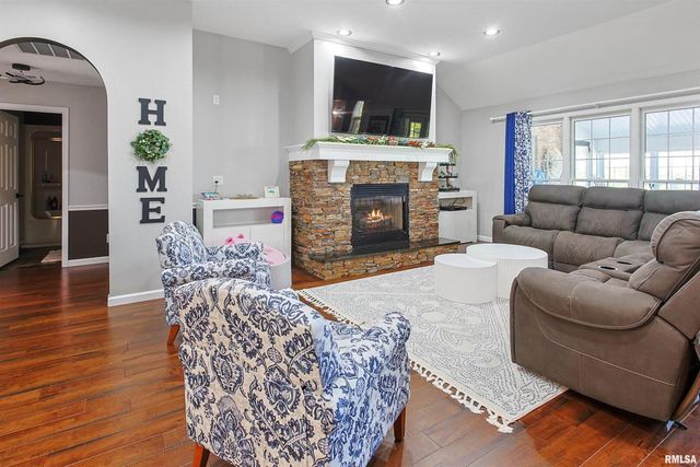 9855 N Route 37 Highway, Goreville, IL 62939