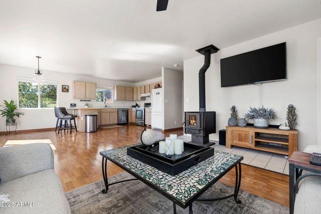 1258 N LOIS Drive, Prescott, AZ 86301