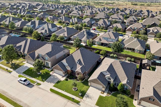 1120 Parkdale Drive, Northlake, TX 76226