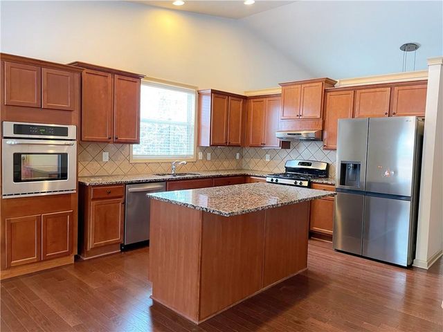 1821 Bridle Road, Lawrenceville, GA 30043