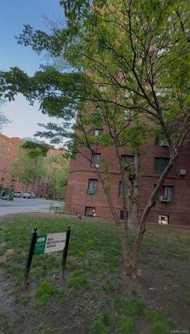 1604 Metropolitan Avenue 3F, Bronx, NY 10462
