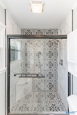 2405 NE Bankhead Parkway NE, Huntsville, AL 35801