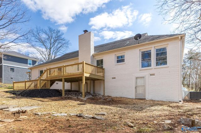 2405 NE Bankhead Parkway NE, Huntsville, AL 35801