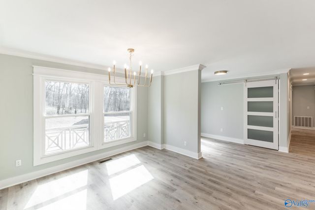 2405 NE Bankhead Parkway NE, Huntsville, AL 35801