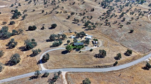 39779 Road 406, Madera, CA 93636