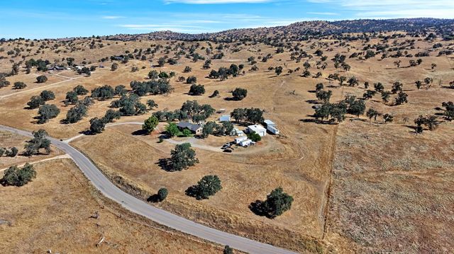 39779 Road 406, Madera, CA 93636