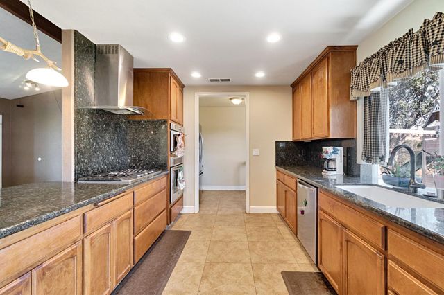 39779 Road 406, Madera, CA 93636