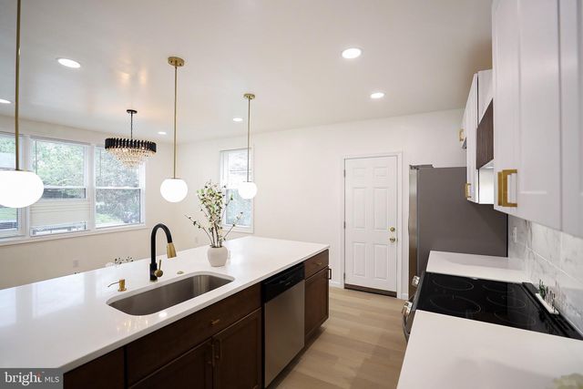 4311 FERNHILL AVE, Baltimore, MD 21215