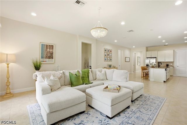 10604 Essex Square BLVD, Fort Myers, FL 33913
