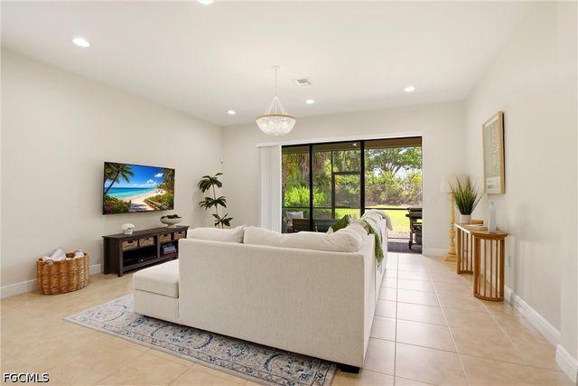 10604 Essex Square BLVD, Fort Myers, FL 33913