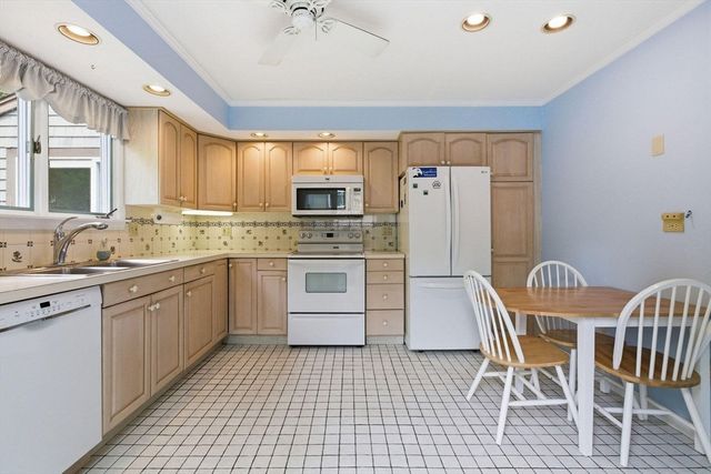 59 Route 6a 20-1, Dennis, MA 02638