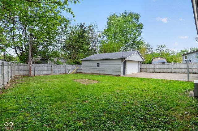 9846 Catalina Drive, Indianapolis, IN 46235