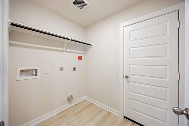 1128 Lilly Lane, Bellville, TX 77418