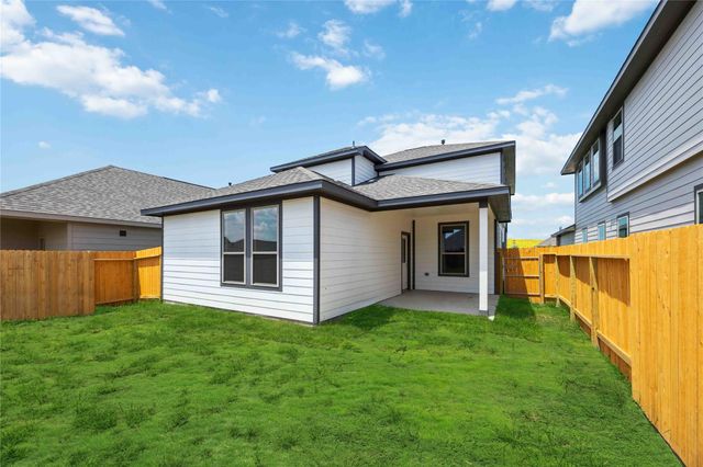 1128 Lilly Lane, Bellville, TX 77418