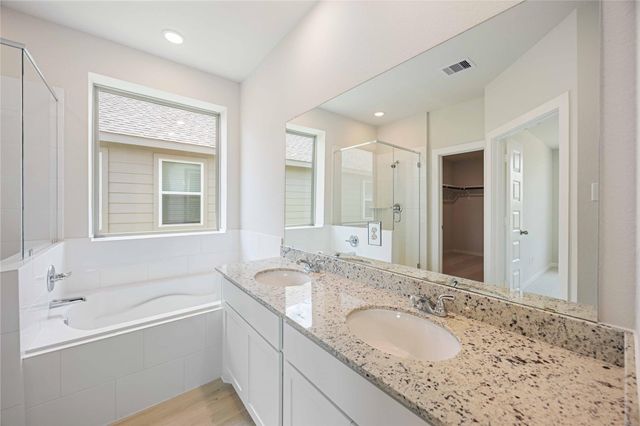 1128 Lilly Lane, Bellville, TX 77418