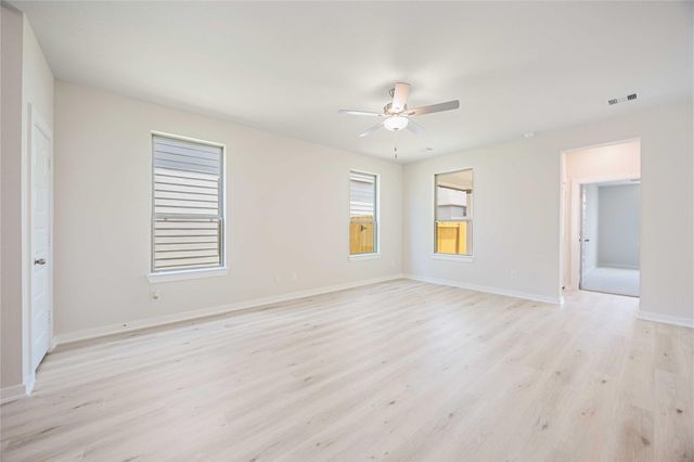 1128 Lilly Lane, Bellville, TX 77418