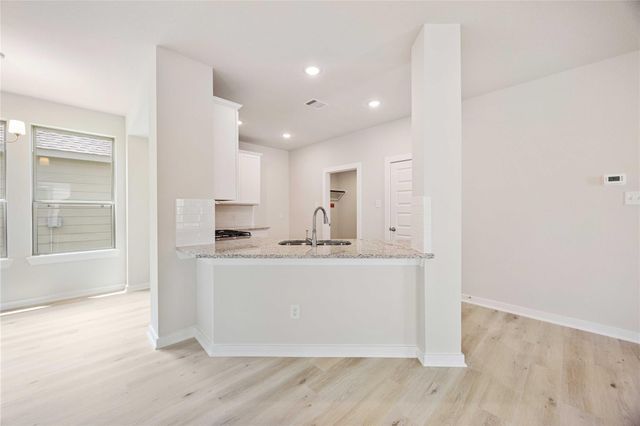 1128 Lilly Lane, Bellville, TX 77418