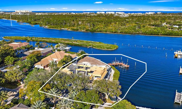 217 Commodore Drive, Jupiter, FL 33477