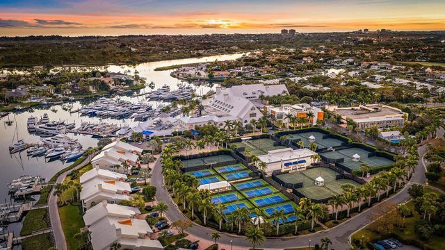 217 Commodore Drive, Jupiter, FL 33477