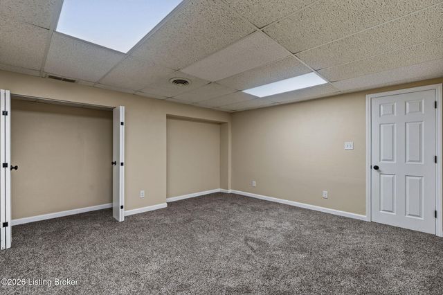 3884 Rineyville Rd, Elizabethtown, KY 42701