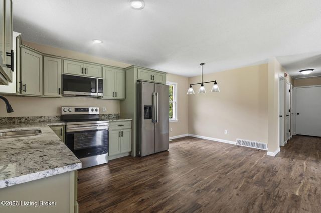 3884 Rineyville Rd, Elizabethtown, KY 42701