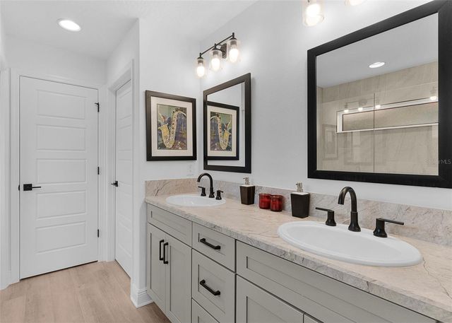 3003 MONUMENT WAY, The Villages, FL 32163