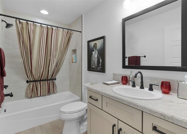 3003 MONUMENT WAY, The Villages, FL 32163