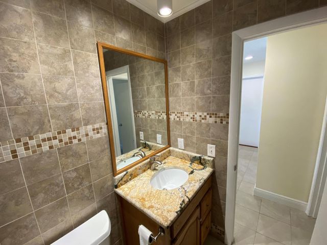 1356 Garden Road, Weston, FL 33326