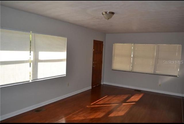 609 S MONTGOMERY AVENUE, Deland, FL 32720