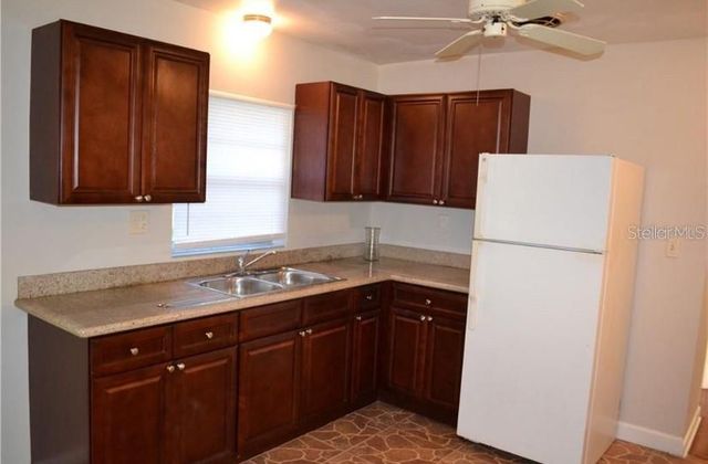 609 S MONTGOMERY AVENUE, Deland, FL 32720