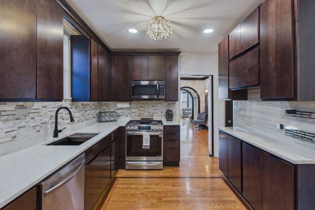 1625 N Natchez Avenue, Chicago, IL 60707