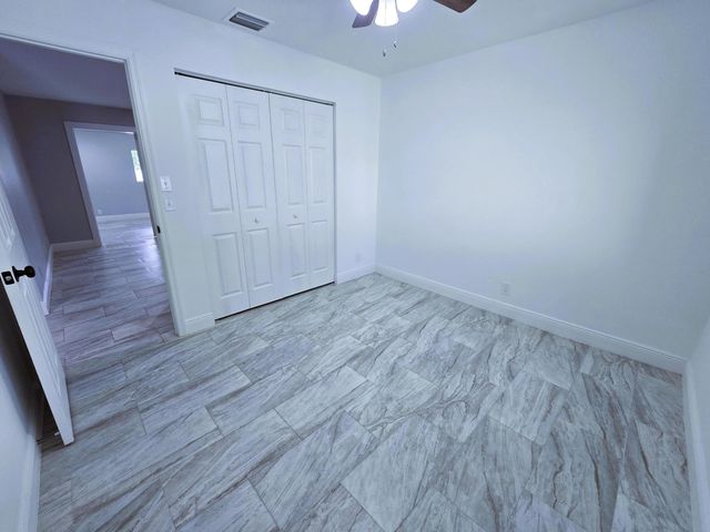 324 S Chillingworth Drive, West Palm Beach, FL 33409