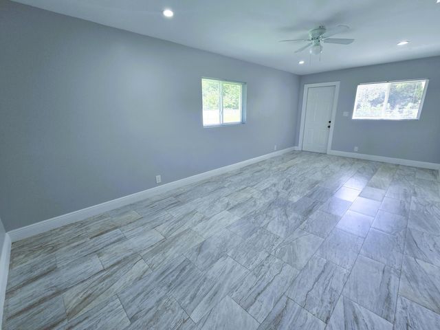 324 S Chillingworth Drive, West Palm Beach, FL 33409