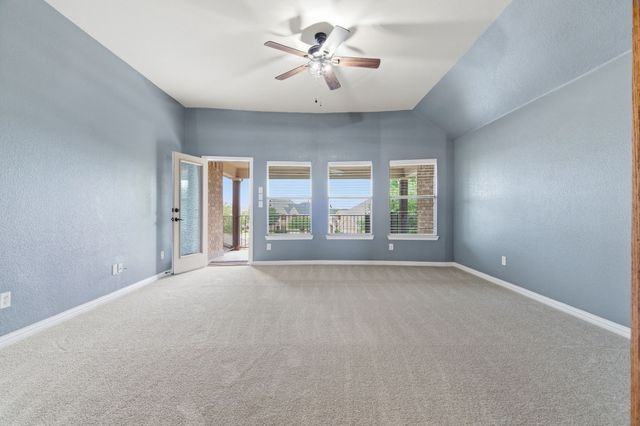404 Sodbury Court, Roanoke, TX 76262