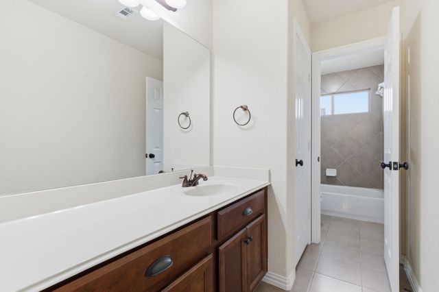 404 Sodbury Court, Roanoke, TX 76262